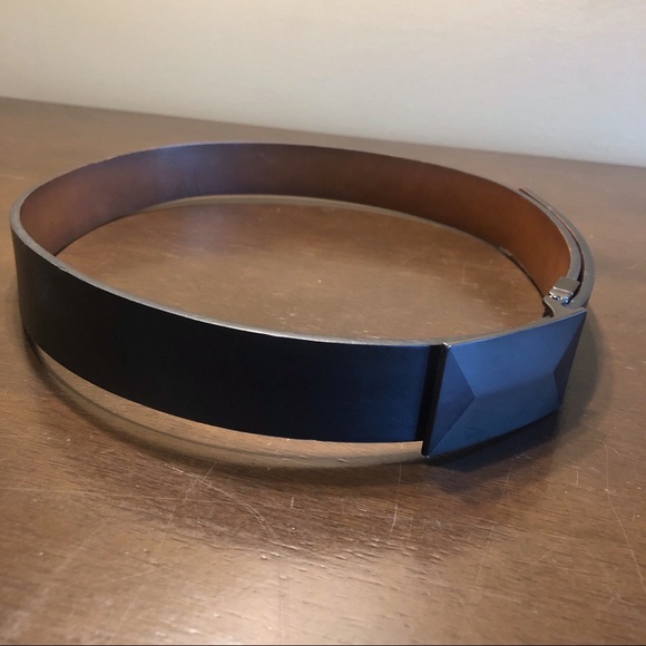 Men’s Brown/Black Reversible Belt - Picture 7 of 10
